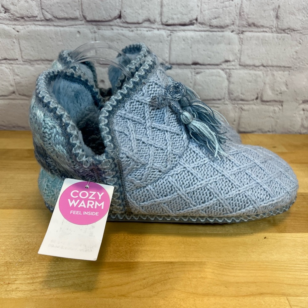 Sporto Knit‎ Bootie Slippers Blue Women's Size 7-8